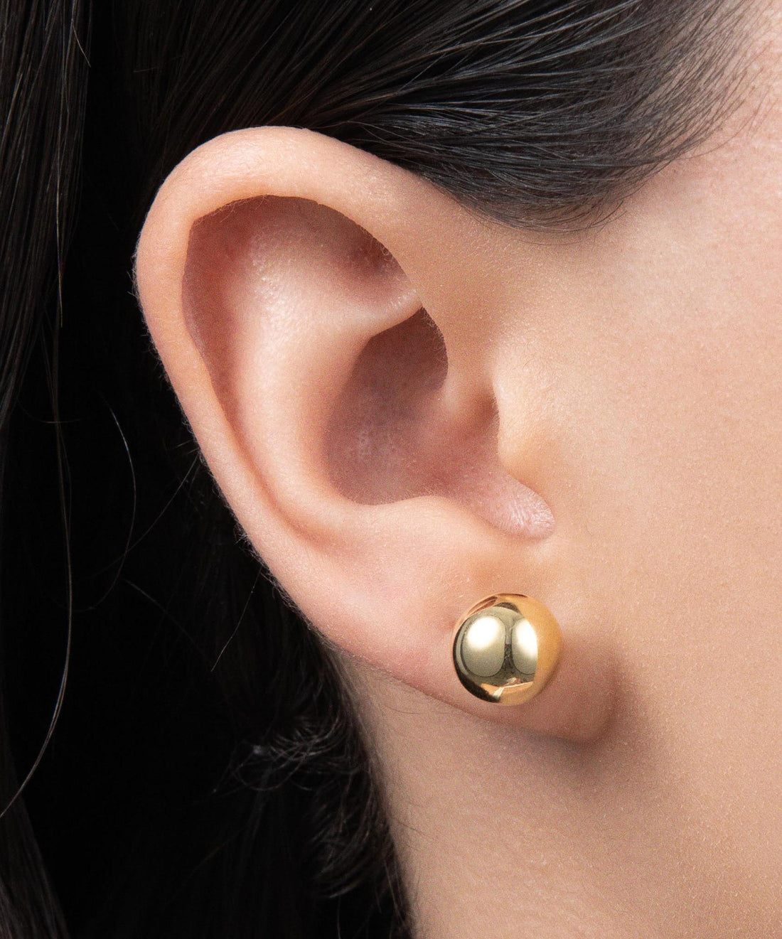 126-0005-10-00-5 on ear